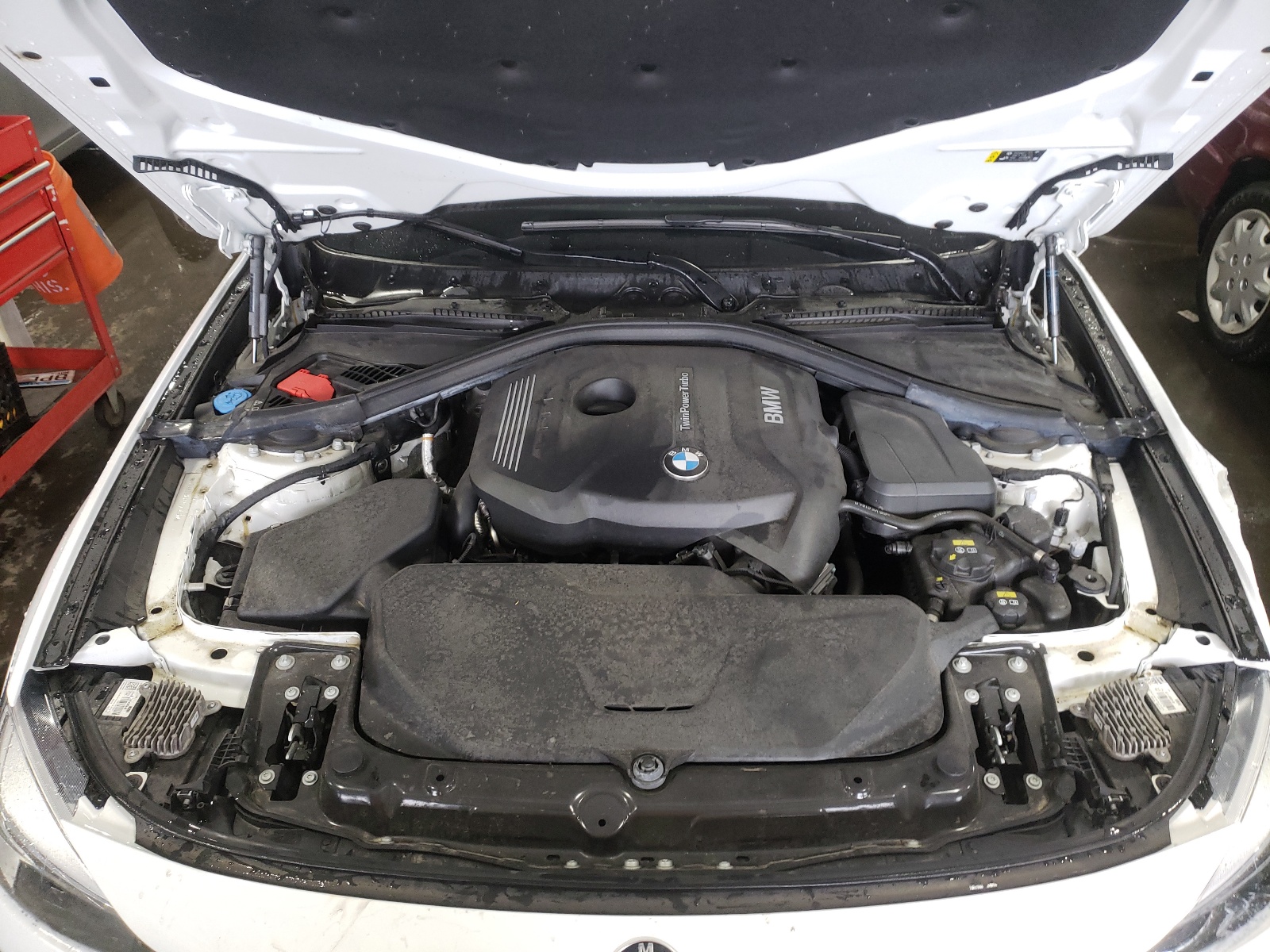 VIN WBA8Z9C54KB220847 2019 BMW 330XI GT