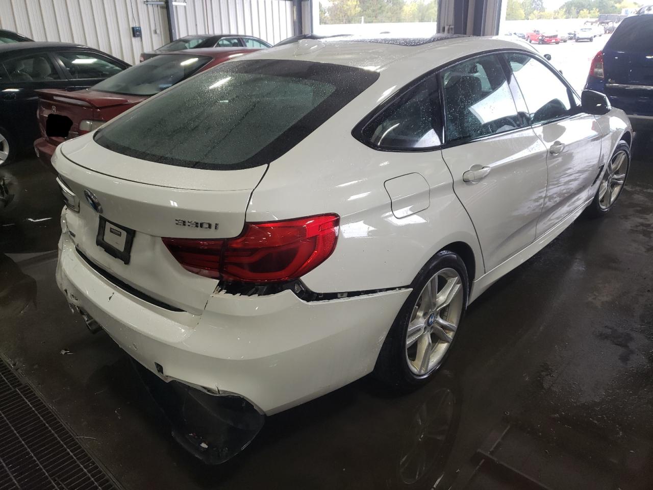 VIN WBA8Z9C54KB220847 2019 BMW 330XI GT