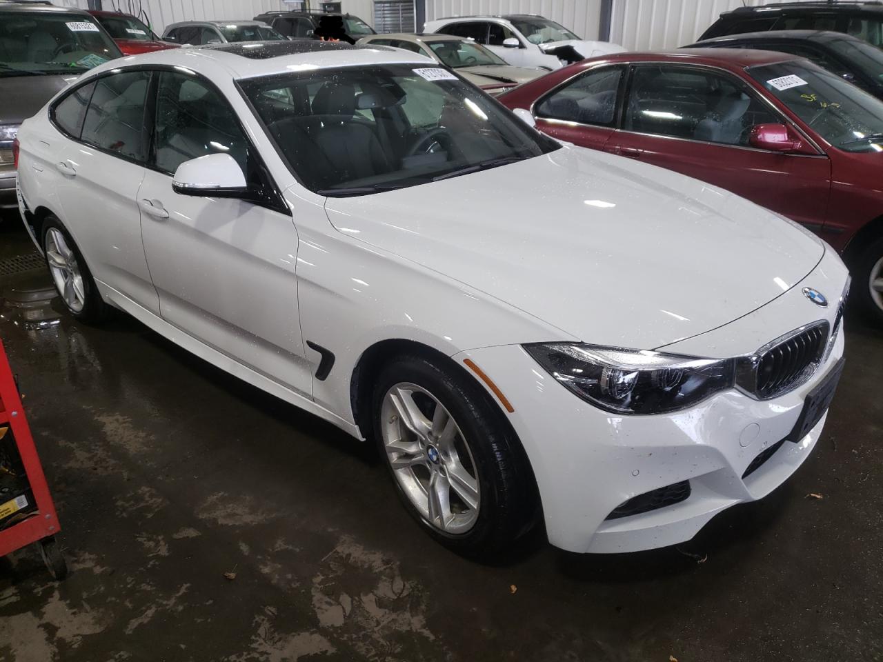 BMW 330XI GT 2019
