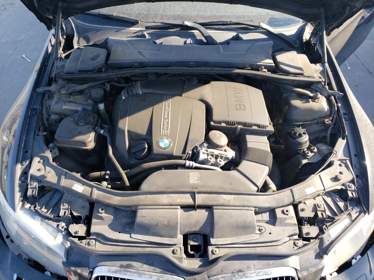 VIN WBADX7C53DE745926 2018 BMW 335 I