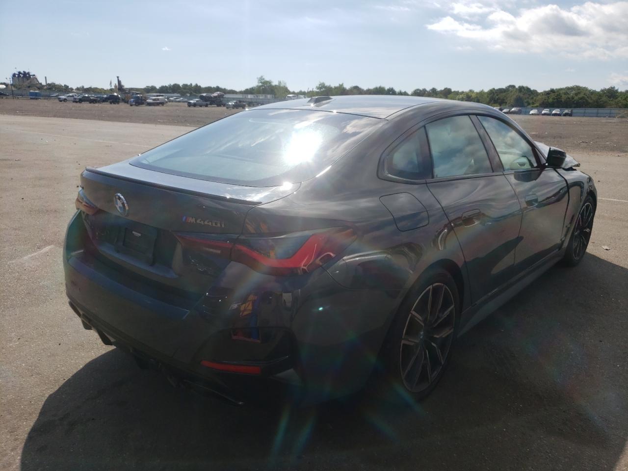 VIN WBA13AW04NFM53662 2022 BMW M440XI GRA
