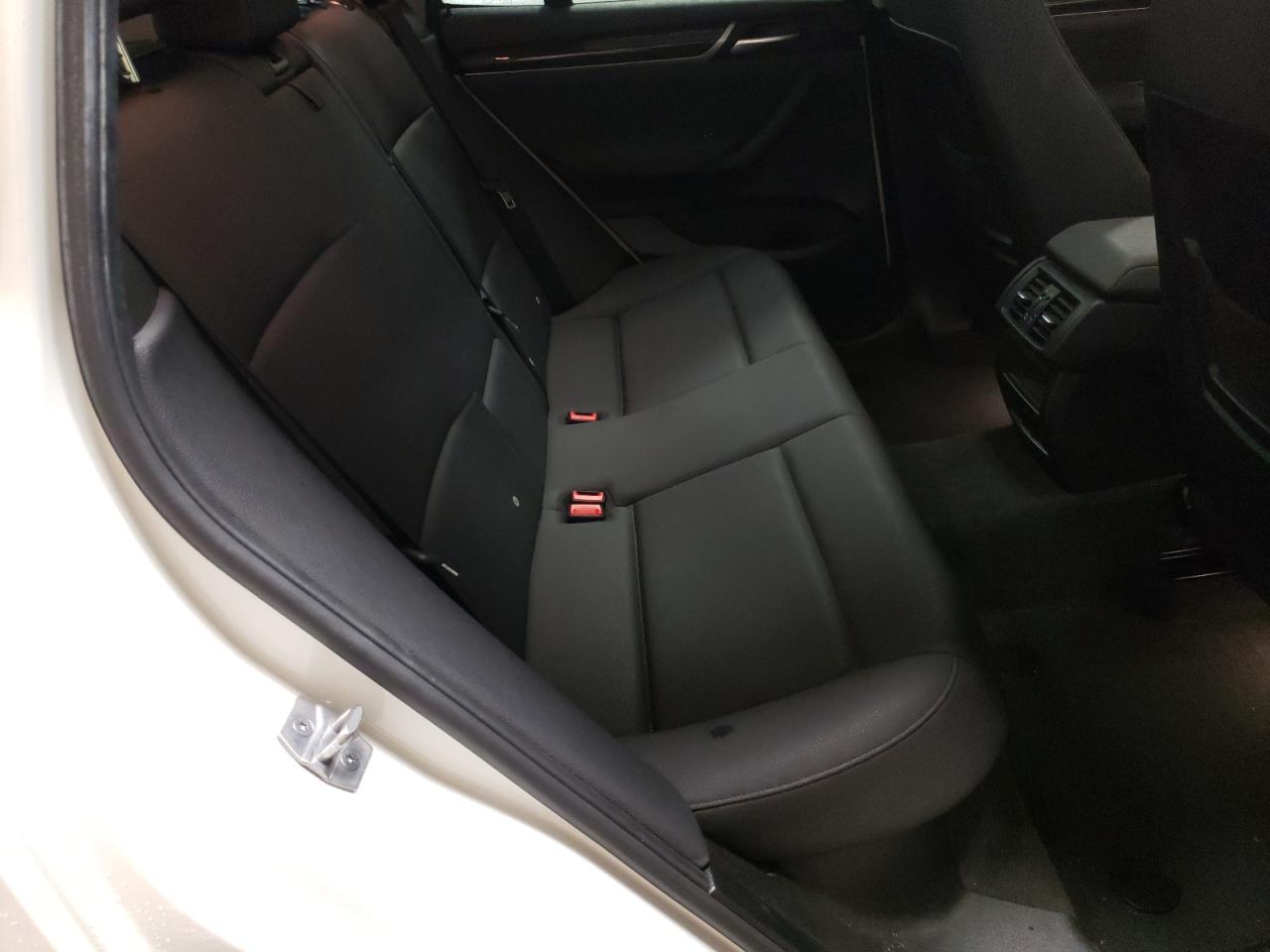 VIN 5UXWX9C39H0W73248 2017 BMW X3