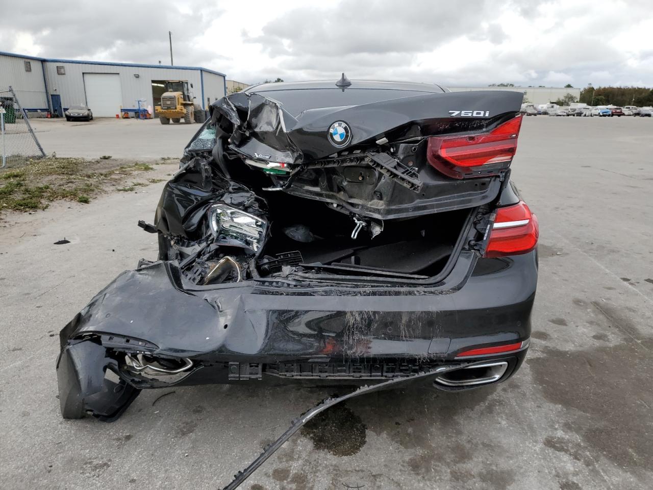 VIN WBA7F2C52KB239487 2019 BMW ALPINA B7