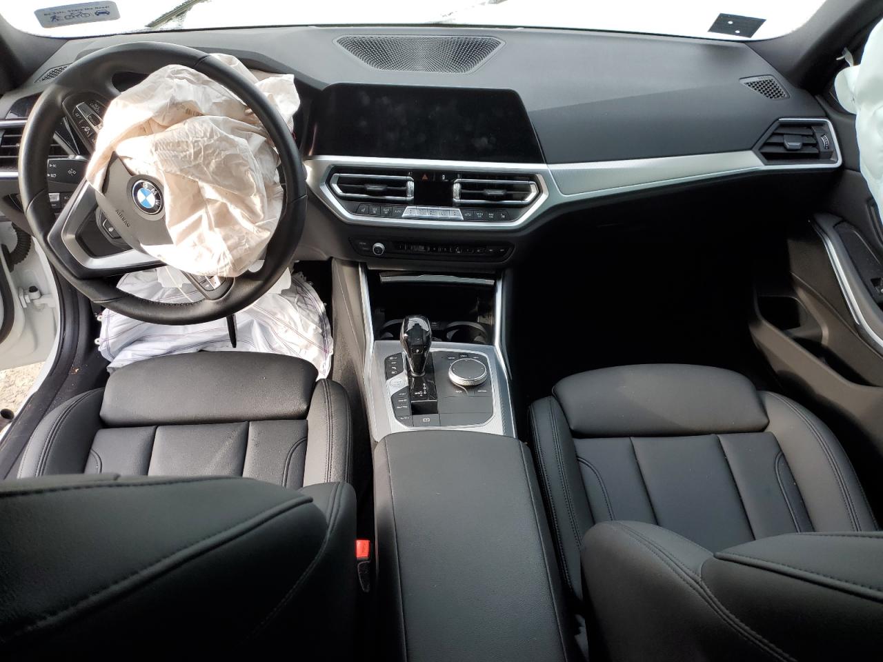 VIN WBA5P9C06MFK97759 2021 BMW 330XE