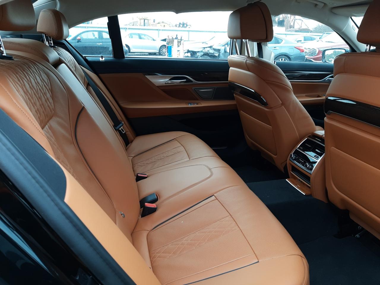 VIN WBA7T4C00NCH07937 2022 BMW 740 XI