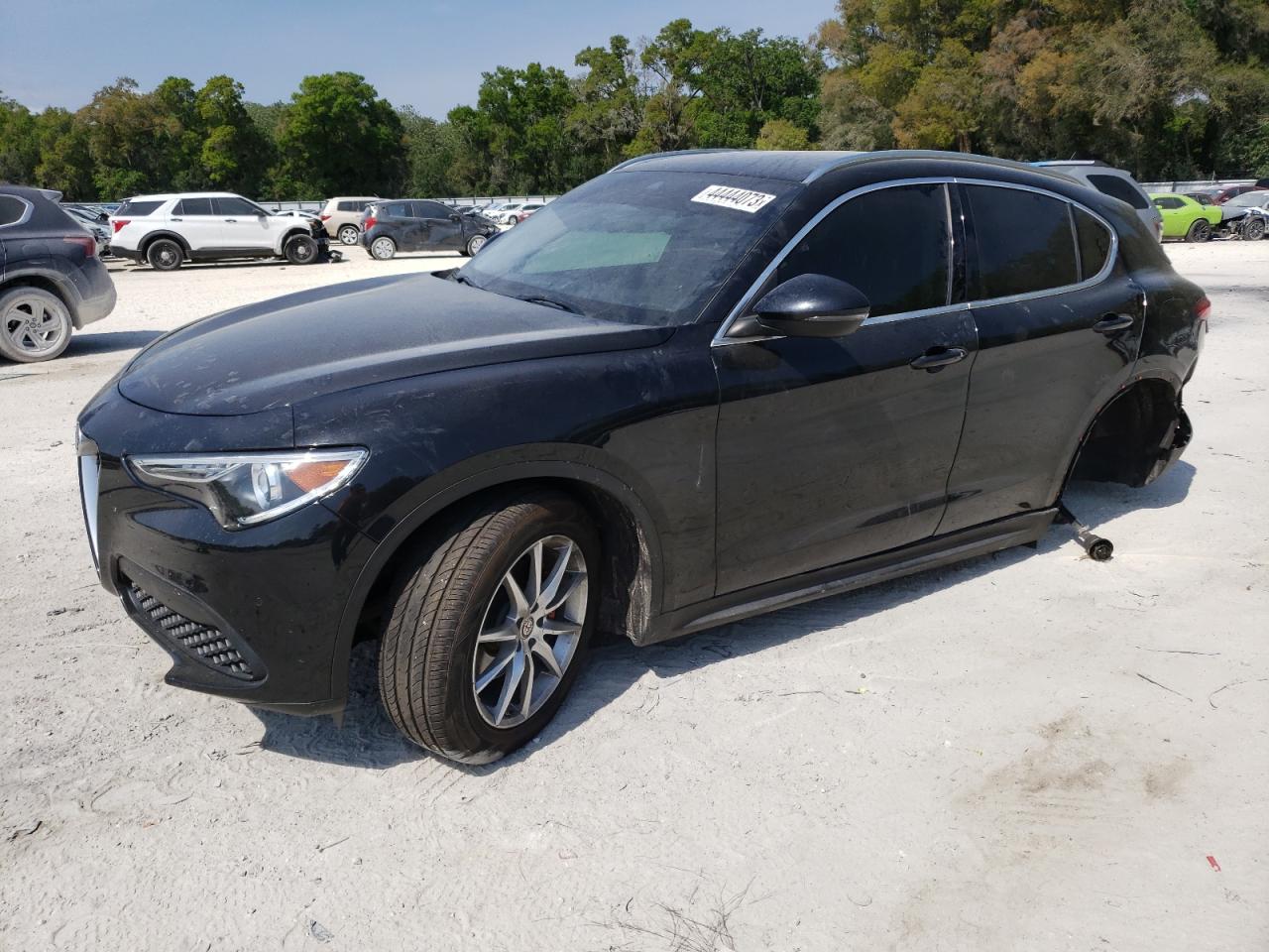 VIN ZASFAKBNXJ7B60091 2018 ALFA ROMEO STELVIO TI