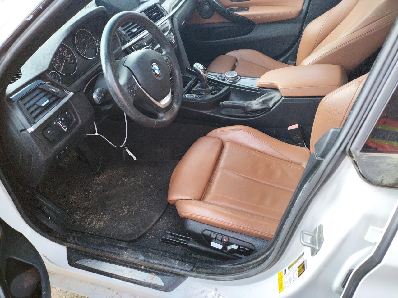 VIN WBA4F7C5XHG786437 2017 BMW 128I