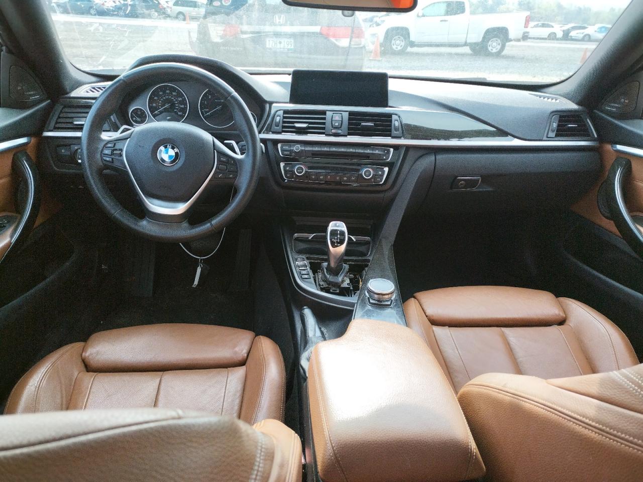 VIN WBA4F7C5XHG786437 2017 BMW 128I