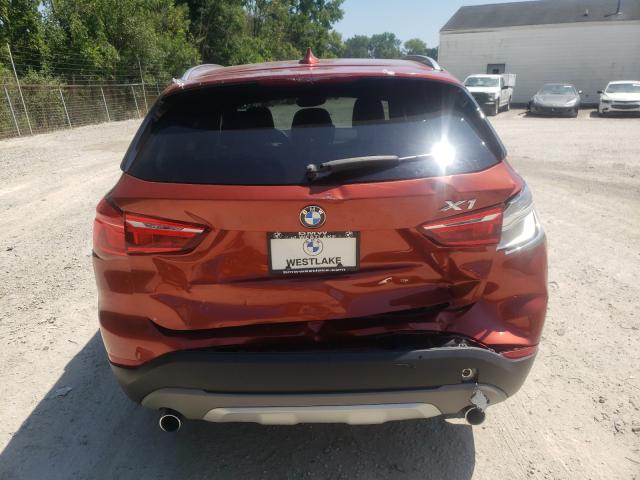 VIN WBXHT3C38J5K32077 2018 BMW X1