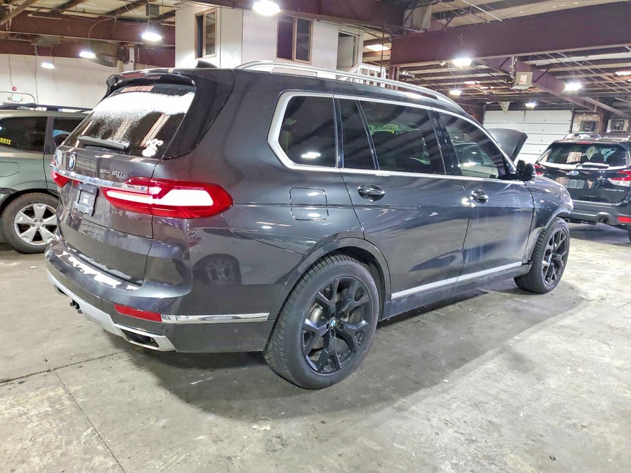 2019 BMW X7 VIN 5UXCX4C51KLS37233 — фото 3