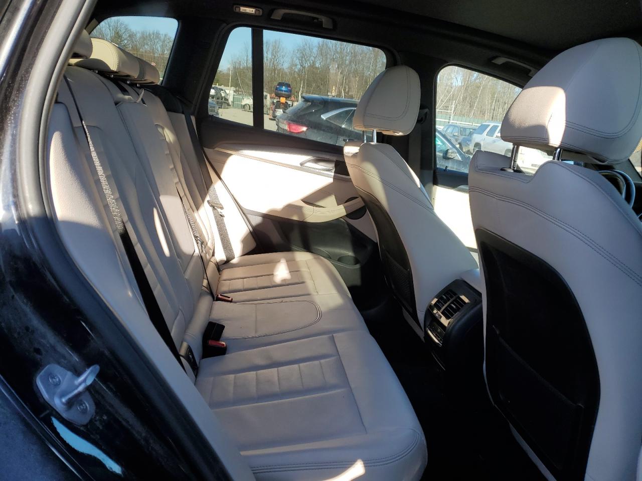 VIN 5UXTS3C56J0Y99351 2018 BMW X3 XDRIVEM
