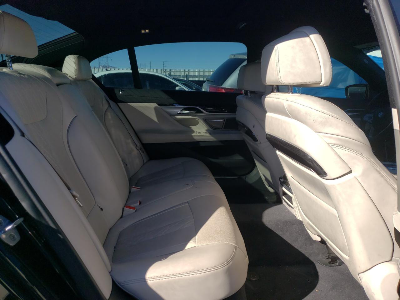 VIN WBA7F2C58KB239431 2019 BMW 750