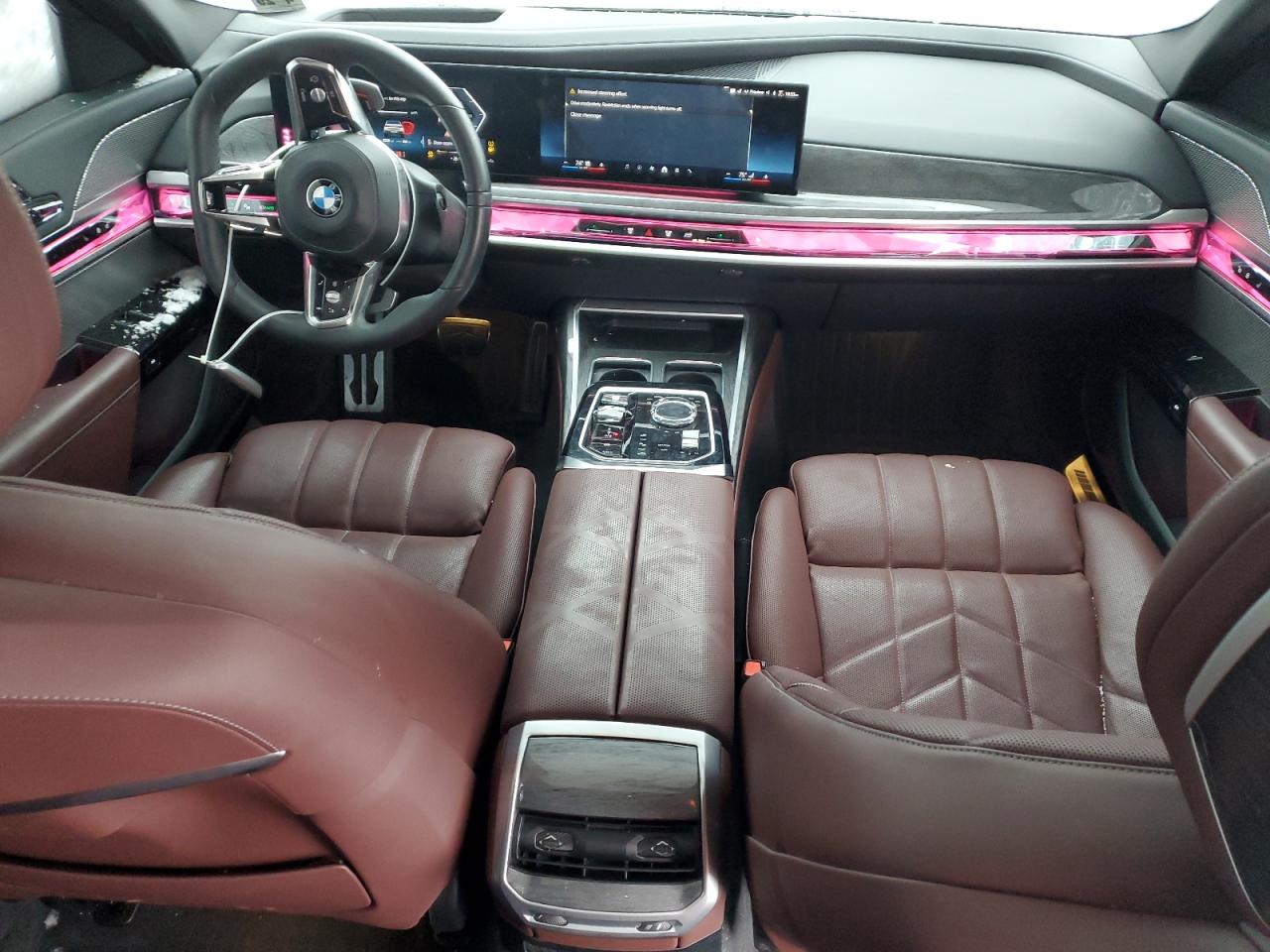 VIN WBA33EJ02RCR48098 2024 BMW 760 XI