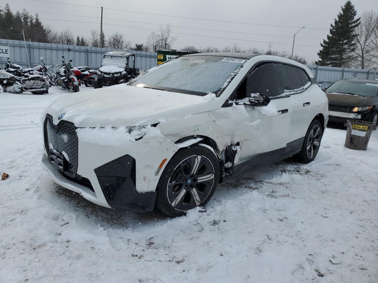 BMW IX XDRIVE4 2023