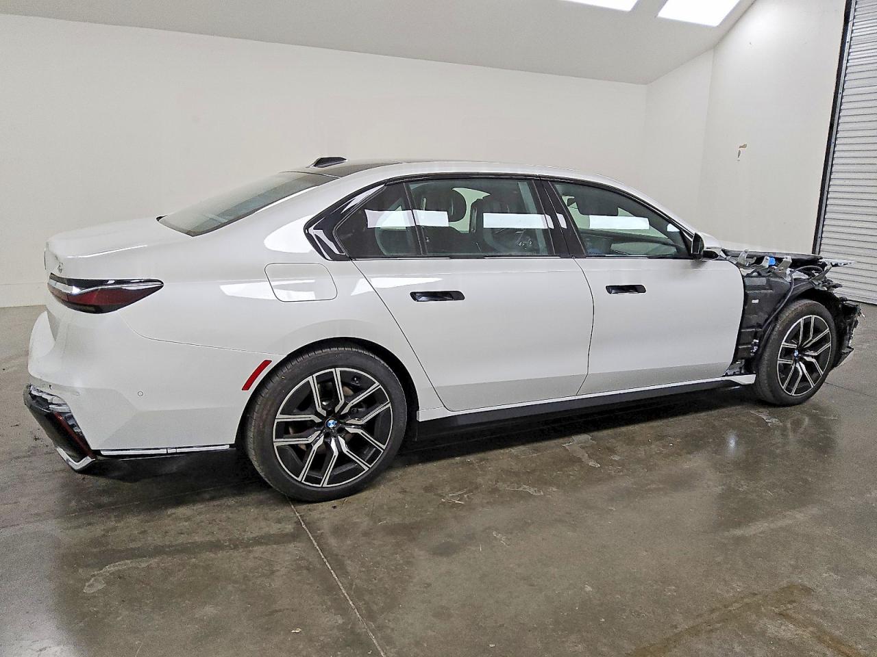 VIN WBA33EH07TCW26246 2026 BMW 740 XI
