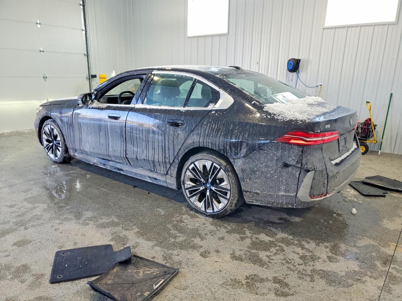 VIN WBY13HG0XSCS09827 2025 BMW I5 XDRIVE