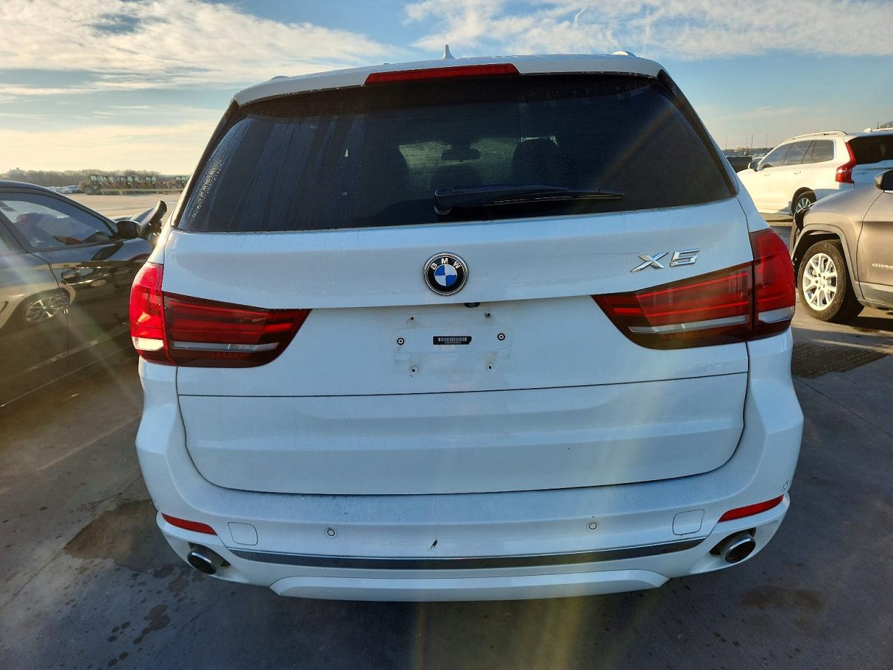 VIN 5UXKR2C39H0U23153 2017 BMW X5 SDRIVE3