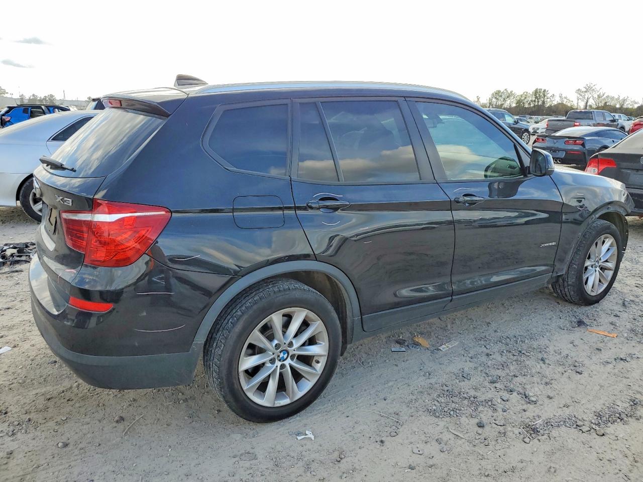 VIN 5UXWX9C55H0T00449 2017 BMW X3 XDRIVE2