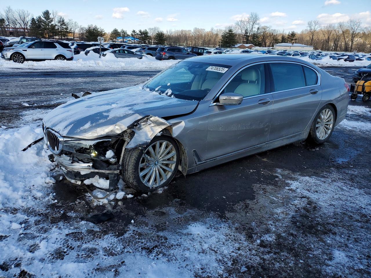 VIN WBA7E4C32HGU99929 2017 BMW 740 XI