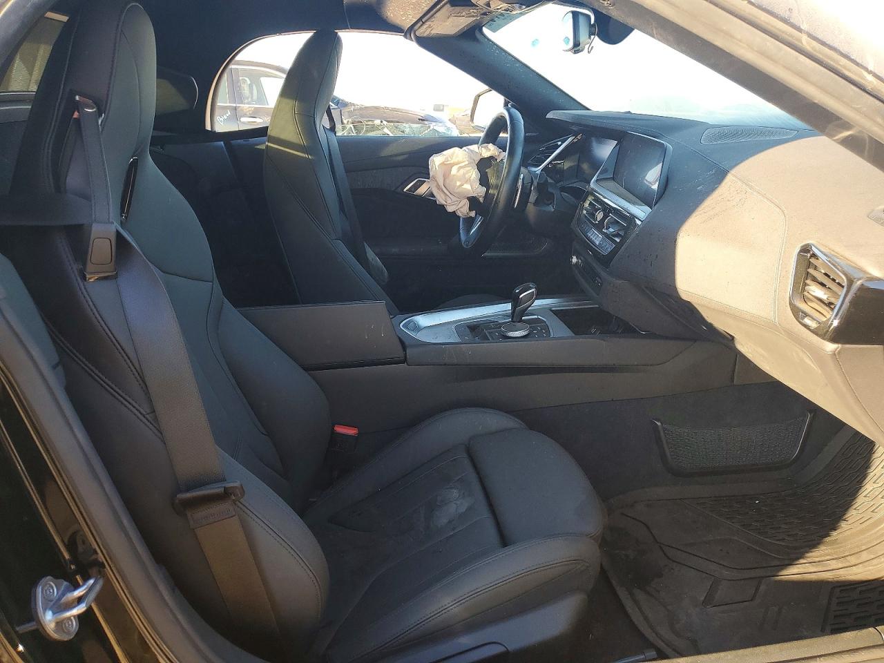 VIN WBAHF3C08PWY20846 2023 BMW Z4