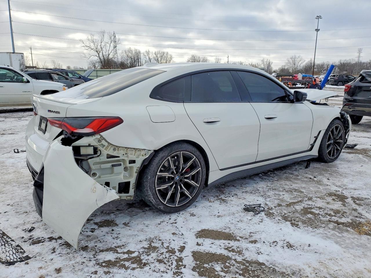 VIN WBA13AW08NFM73249 2022 BMW M440XI GRA