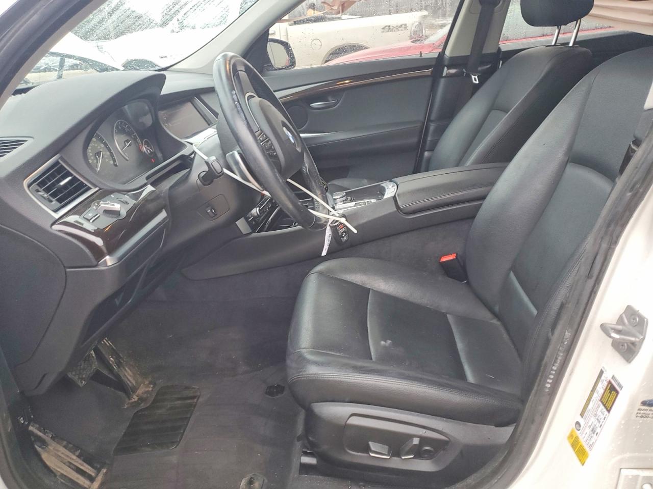 VIN WBA5M2C38HG811637 2017 BMW 535 IGT