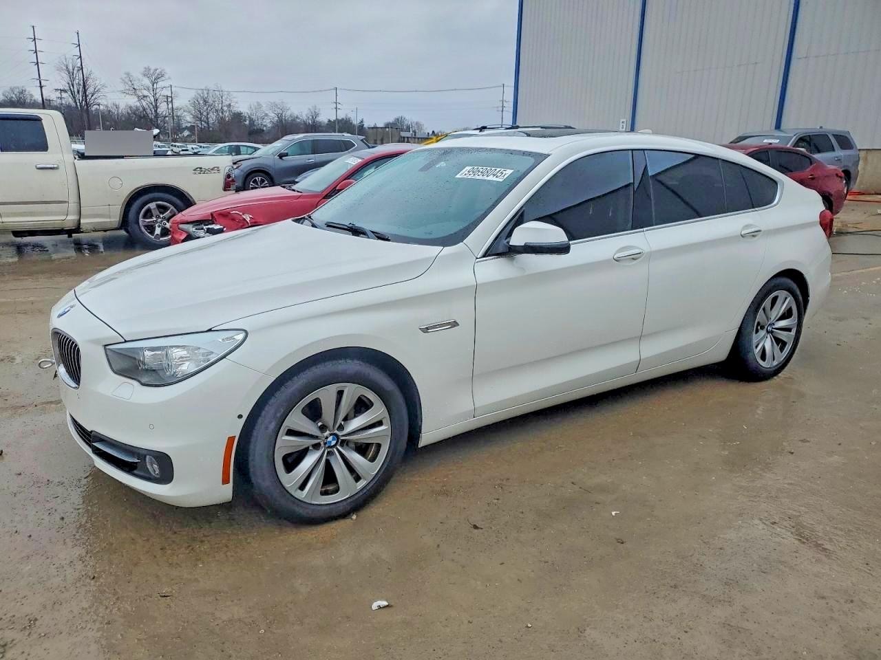 VIN WBA5M2C38HG811637 2017 BMW 535 IGT