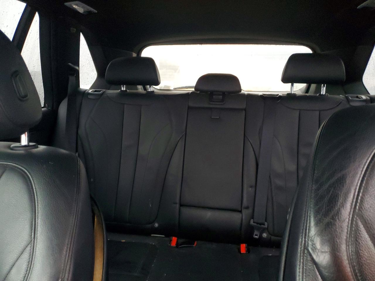 VIN 5UXKR0C39H0V71937 2017 BMW X5 XDRIVE3