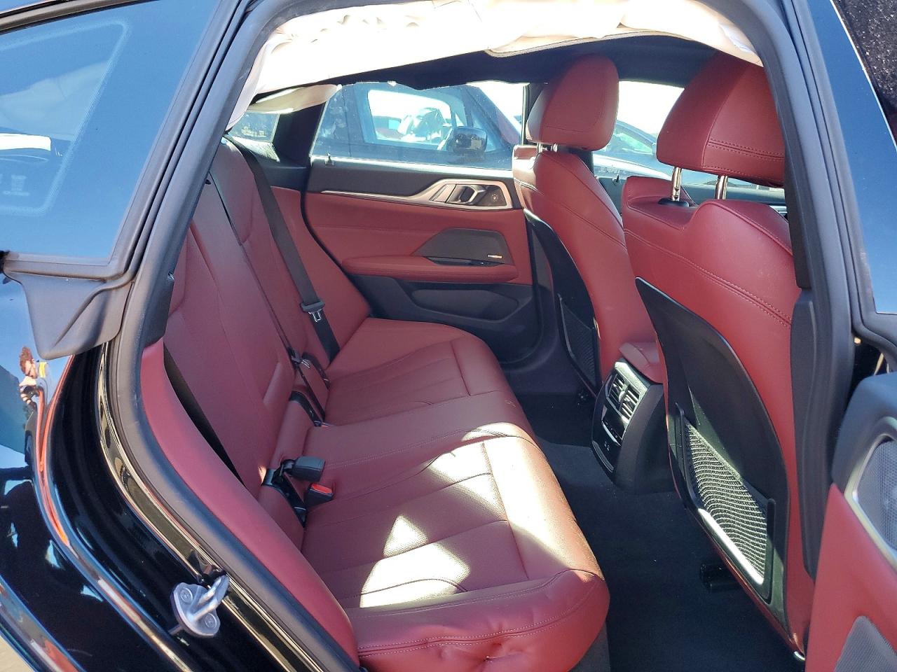 VIN WBA13AW08RFT26693 2024 BMW M440XI GRA