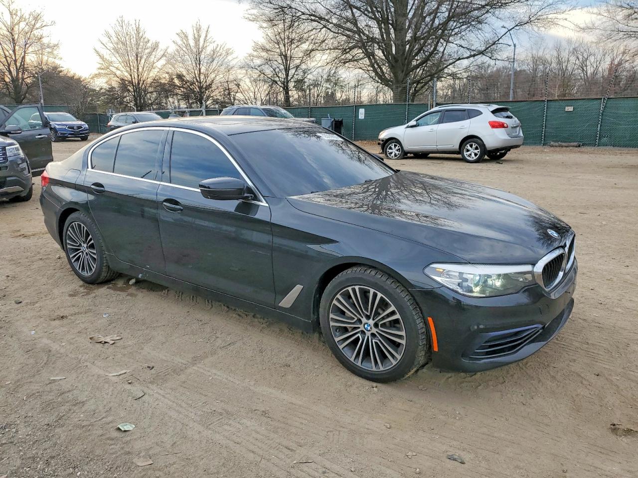VIN WBAJE7C55KWD55266 2019 BMW 540 XI