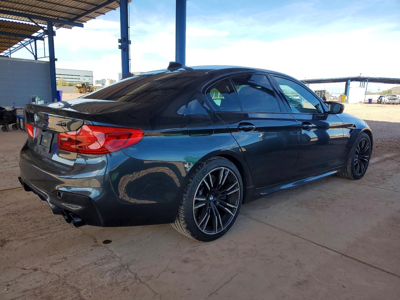 VIN WBSJF0C54KB447585 2019 BMW MOTORRAD M5