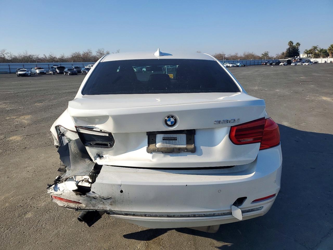 VIN WBA8B9G30HNU53760 2017 BMW 330 I