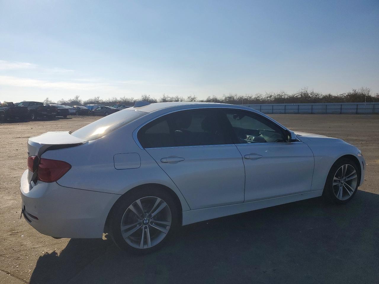 VIN WBA8B9G30HNU53760 2017 BMW 330 I