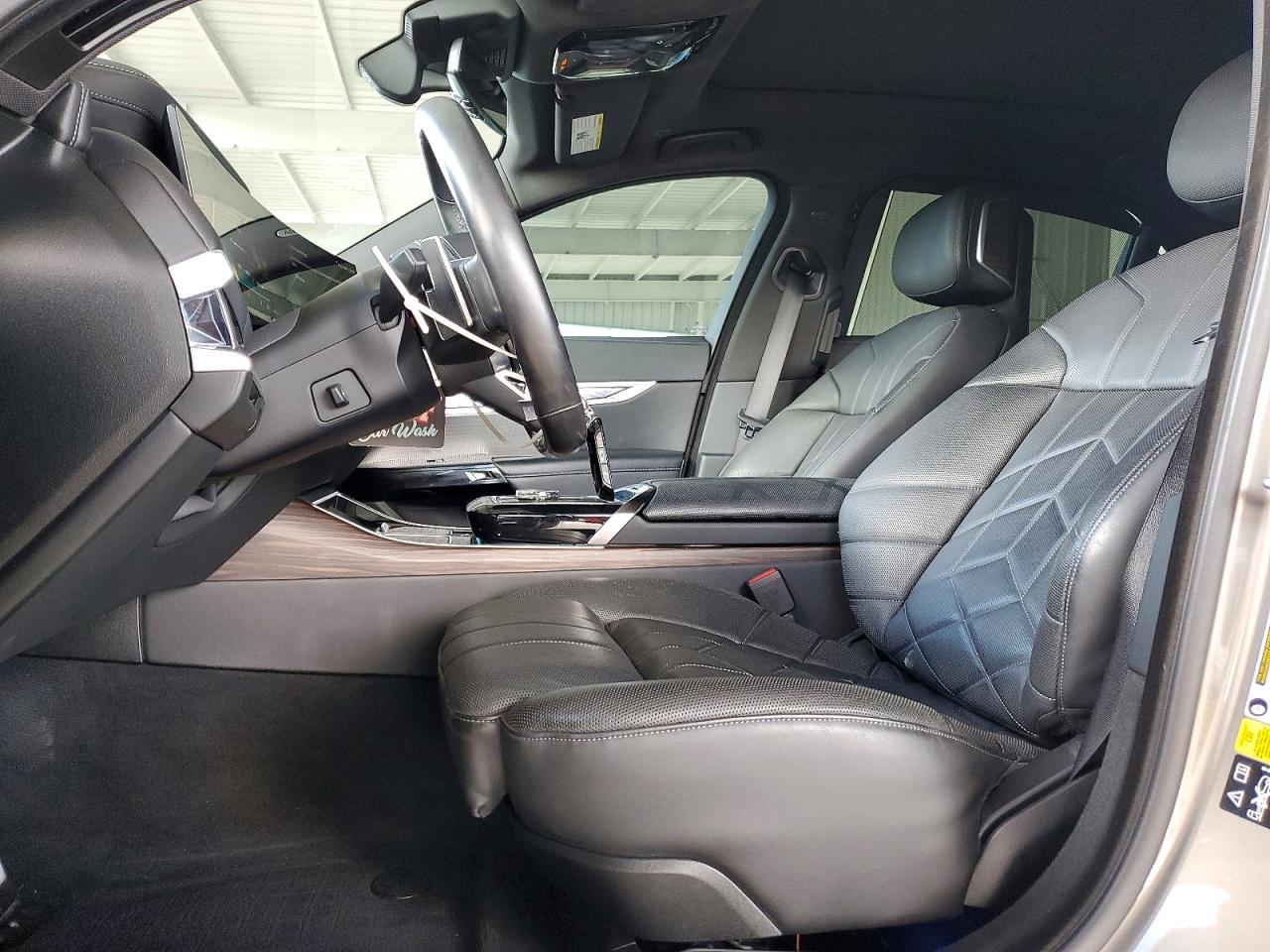 VIN WBA33EJ03PCN37404 2023 BMW 760 XI