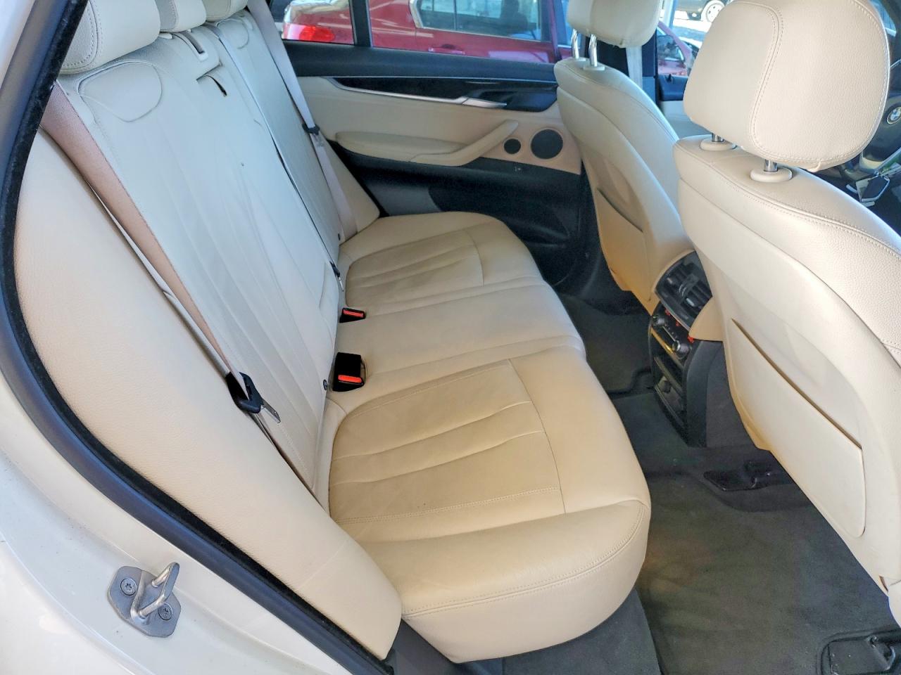 VIN 5UXKR0C34H0V71232 2017 BMW X5 XDRIVE3