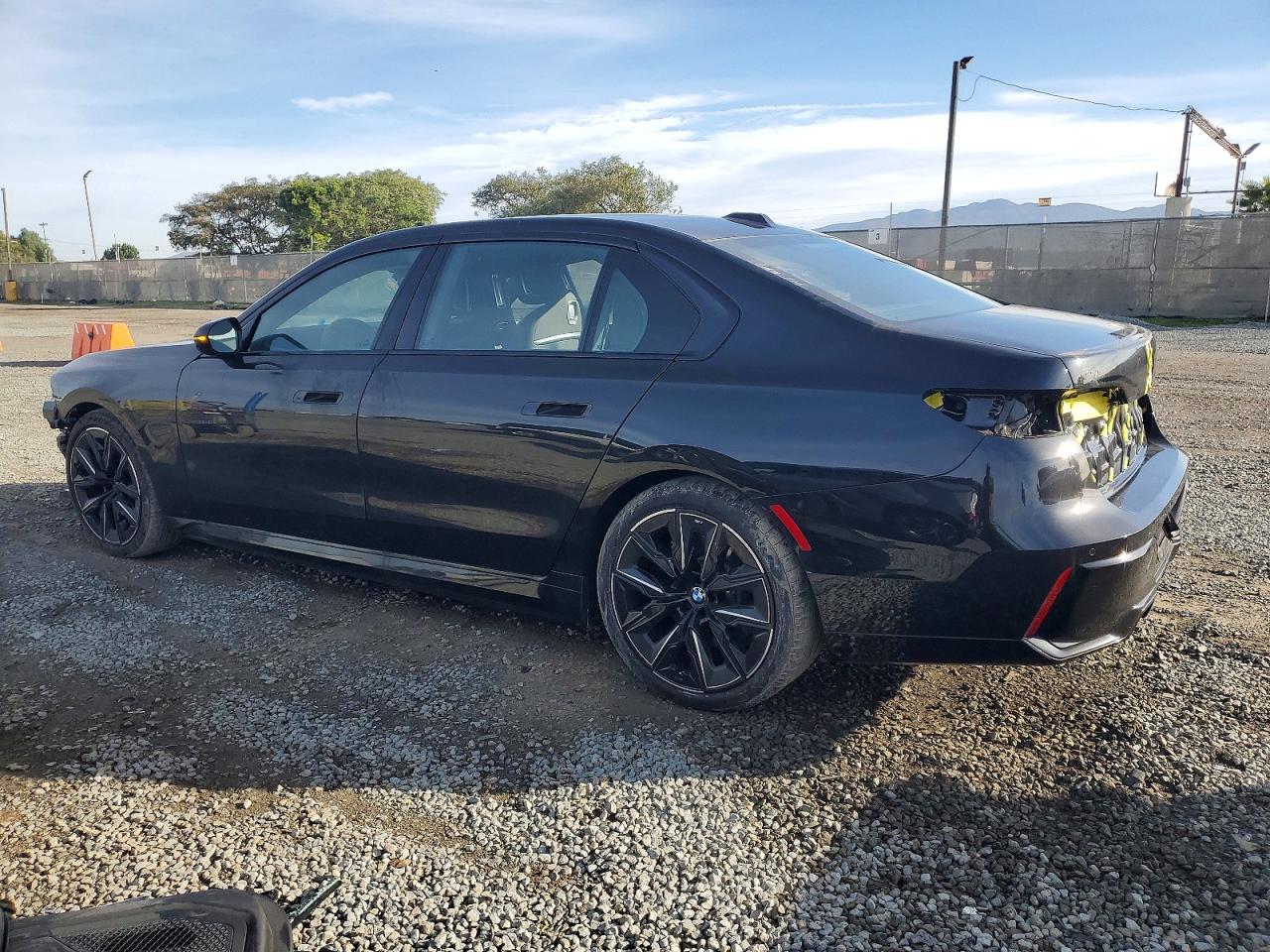 VIN WBY43EJ03SCU65084 2025 BMW I7