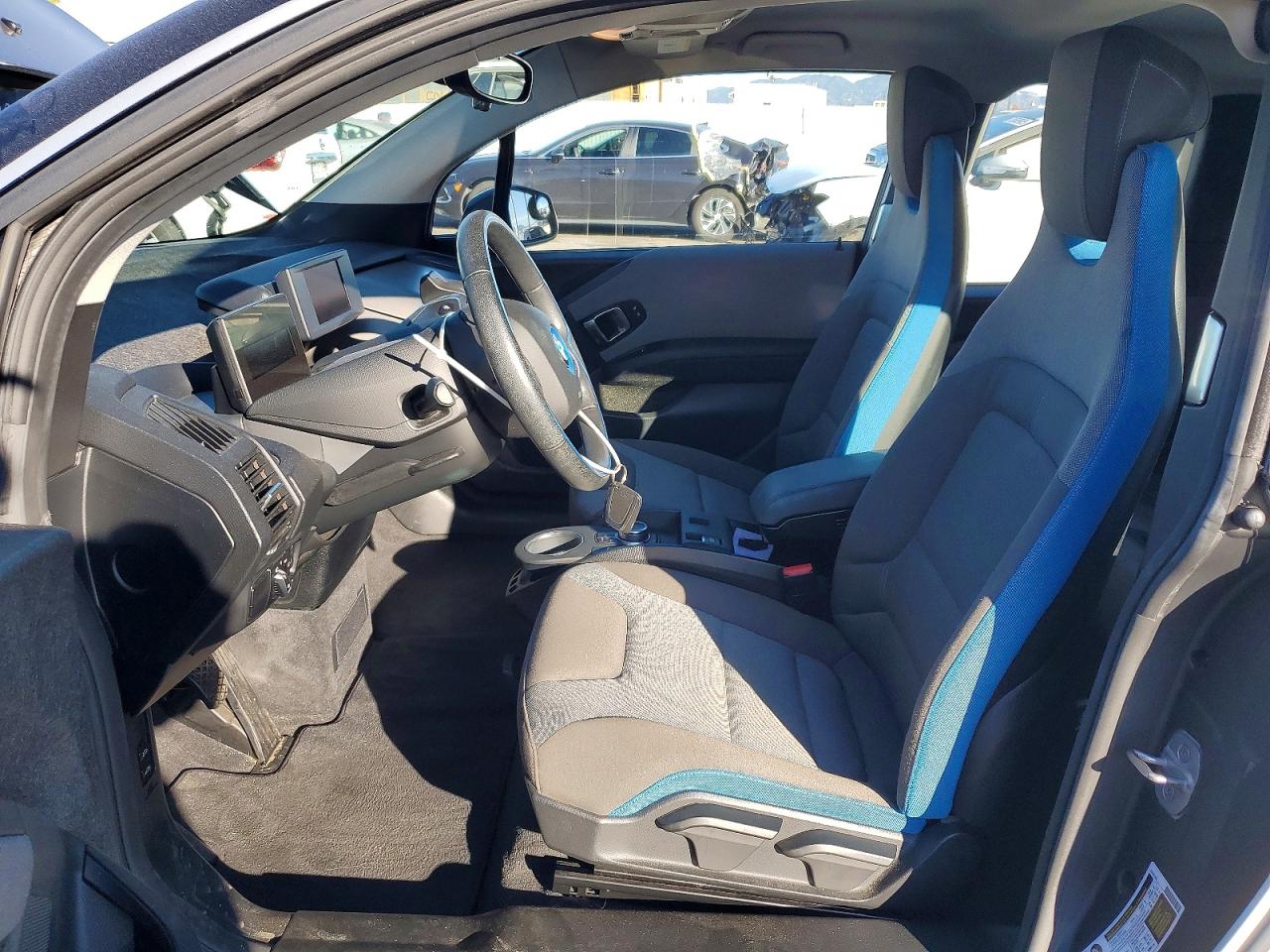 VIN WBY8P2C57K7D81360 2019 BMW I3 BEV