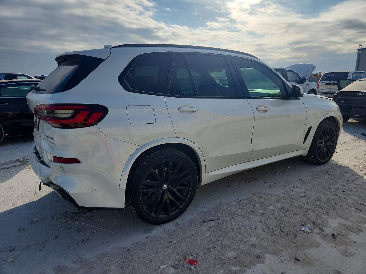 VIN 5UXCR4C09P9P84303 2023 BMW X5 SDRIVE