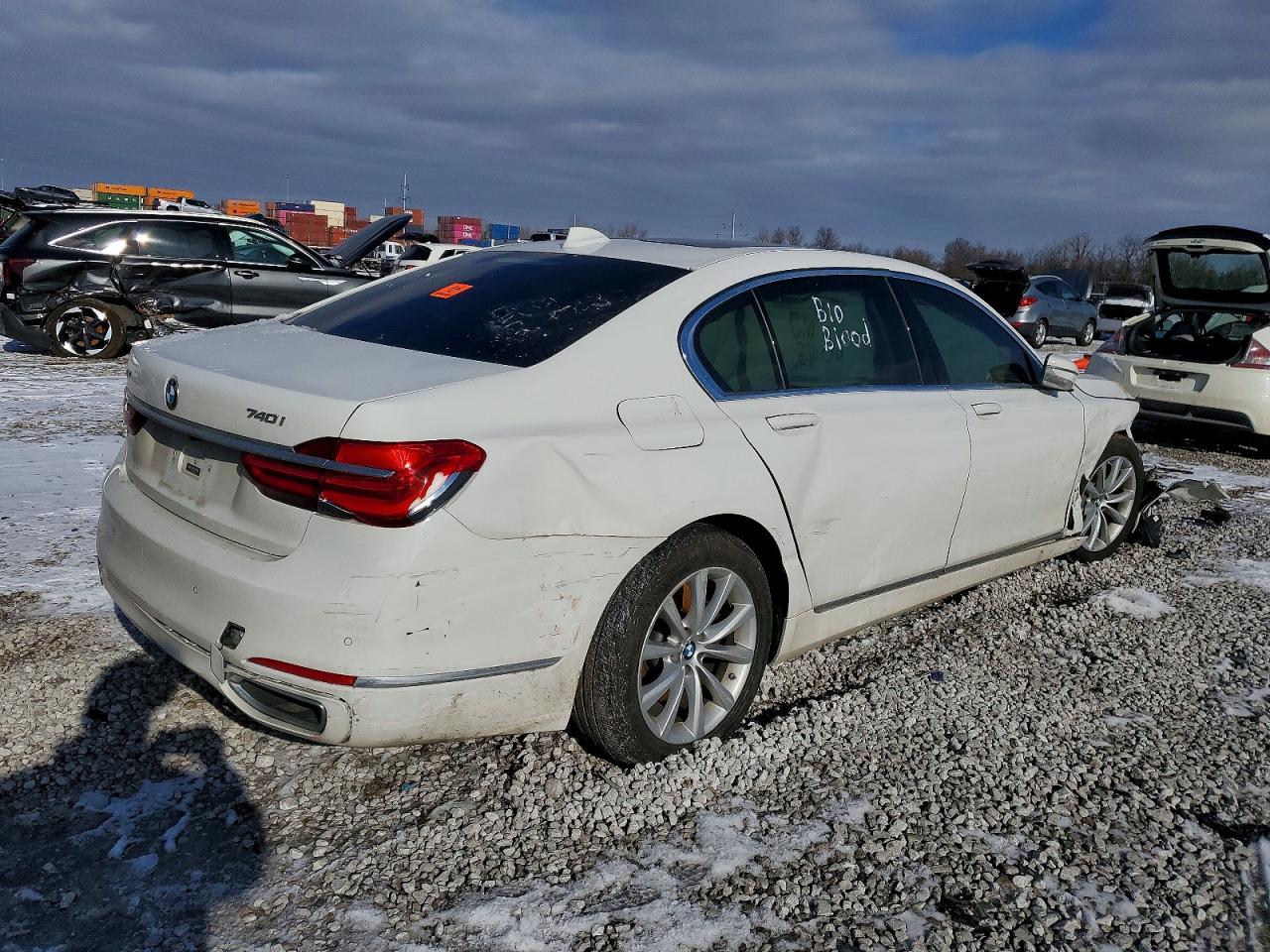 VIN WBA7E4C55JGV23874 2018 BMW 740 XI