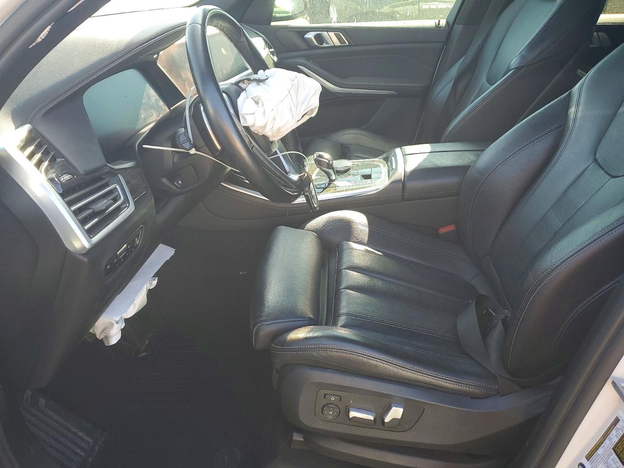 VIN 5UXCR4C05M9G71270 2021 BMW X5 SDRIVE