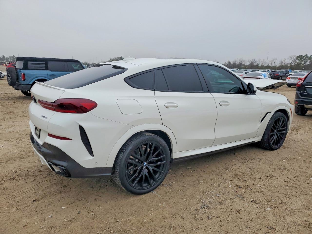 VIN 5UXCY6C01M9H49977 2021 BMW X6 XDRIVE4