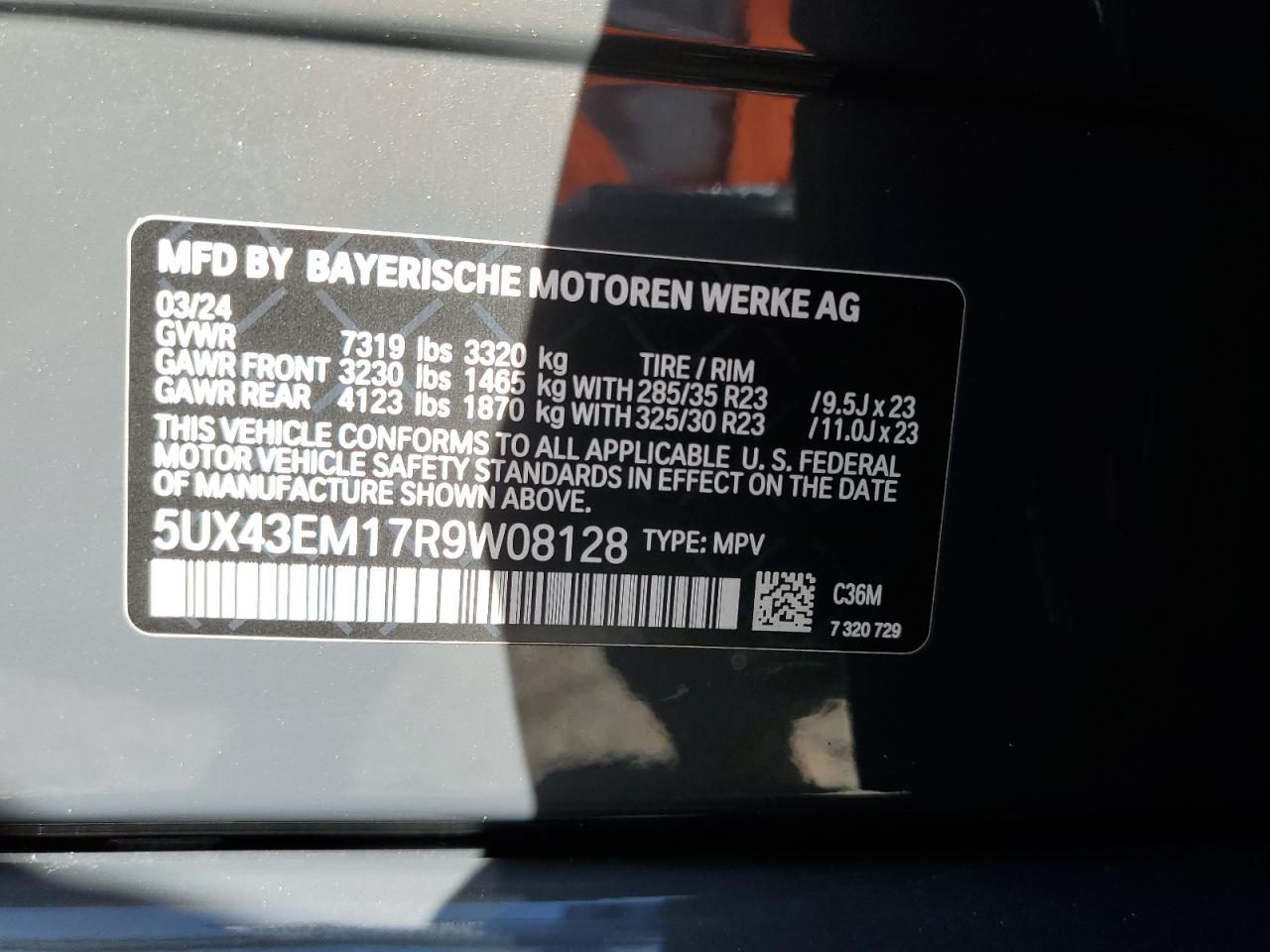 VIN 5UX43EM17R9W08128 2024 BMW X7 ALPINA