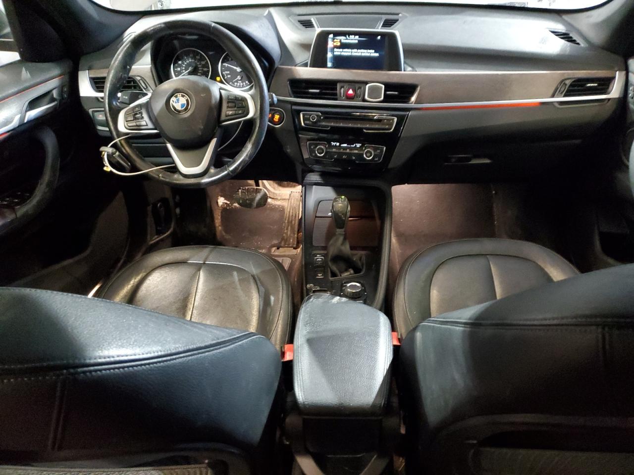 VIN WBXHT3C33H5F70550 2017 BMW X1 XDRIVE2