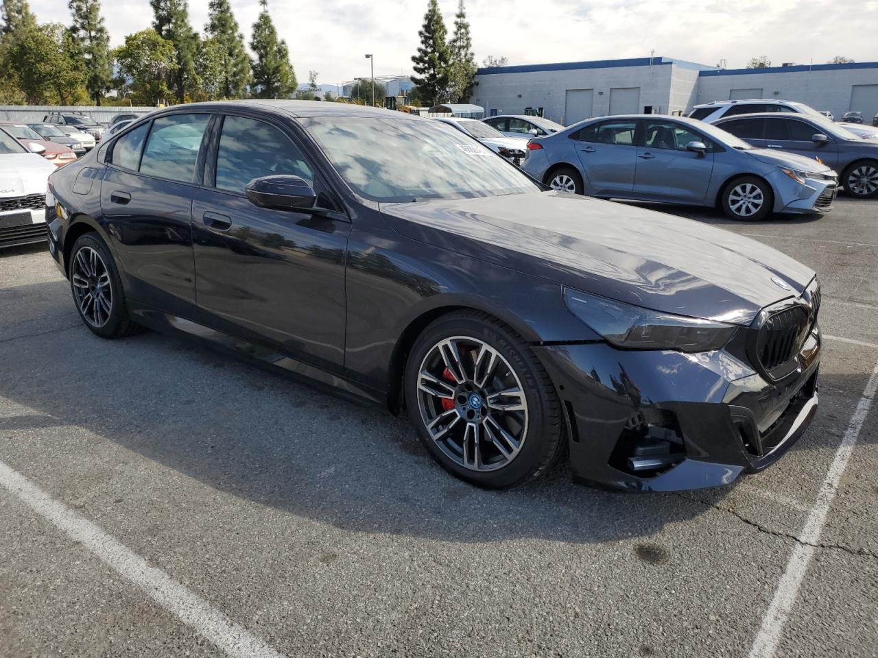 VIN WBA13FK09SCT71040 2025 BMW 550 XE