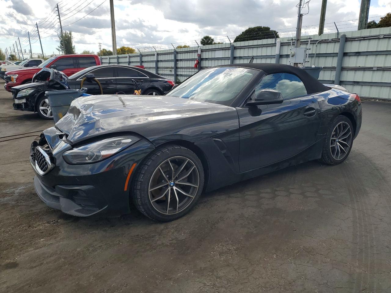 VIN WBAHF3C06MWX25780 2021 BMW Z4 SDRIVE3