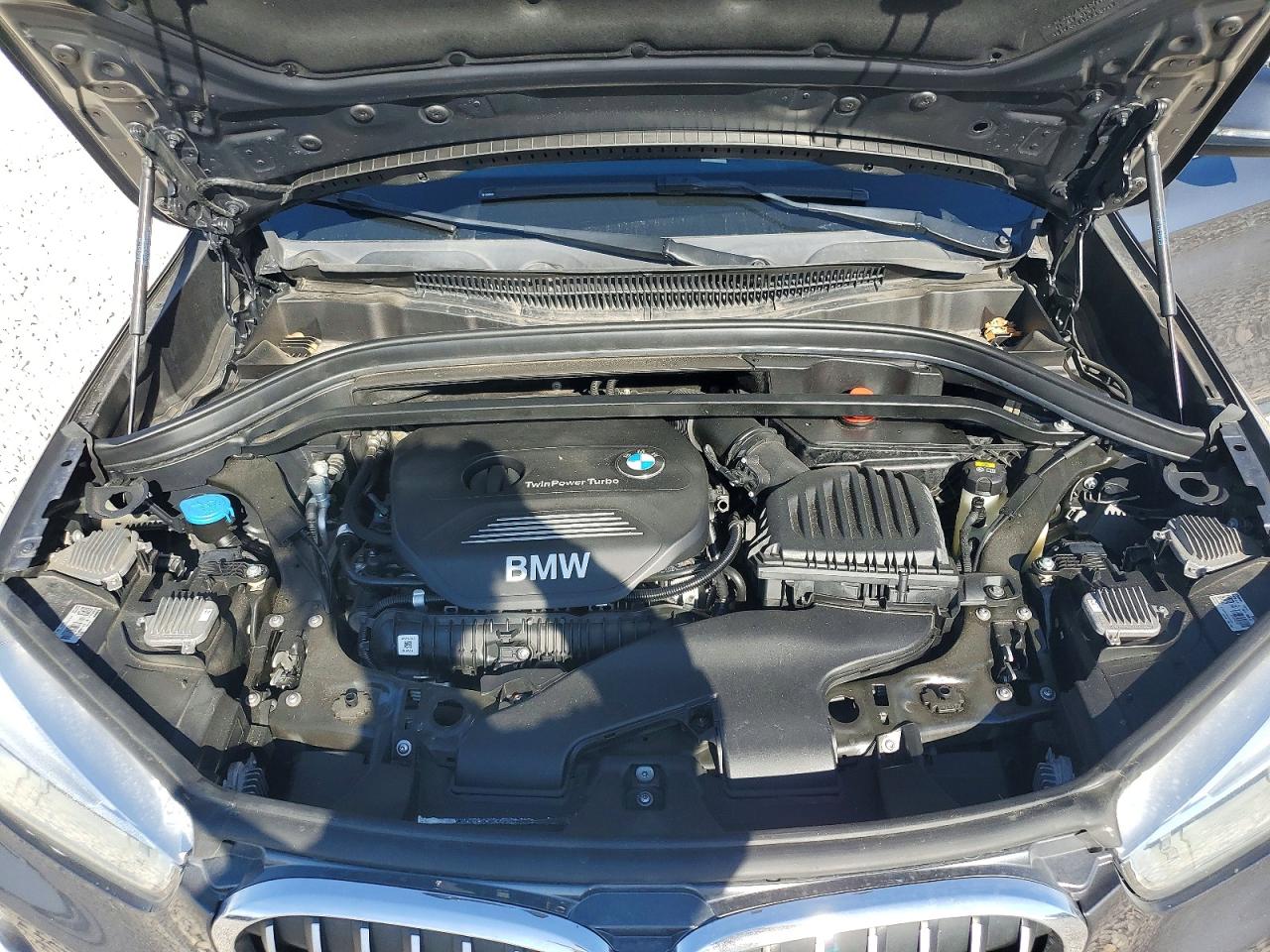 VIN WBXHU7C37J5H43772 2018 BMW MOTORRAD X1