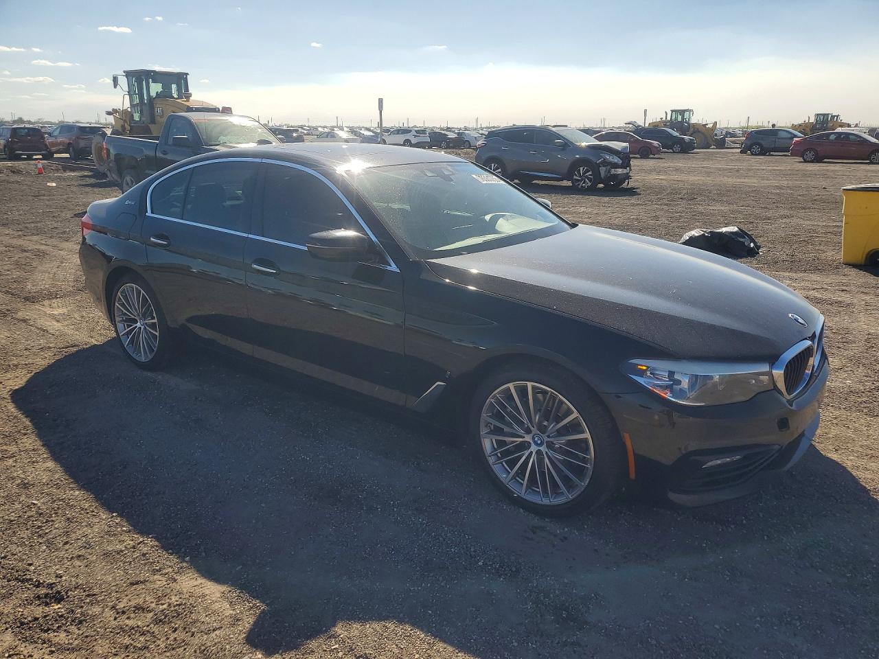 VIN WBAJA9C50JB252492 2018 BMW MOTORRAD 530E