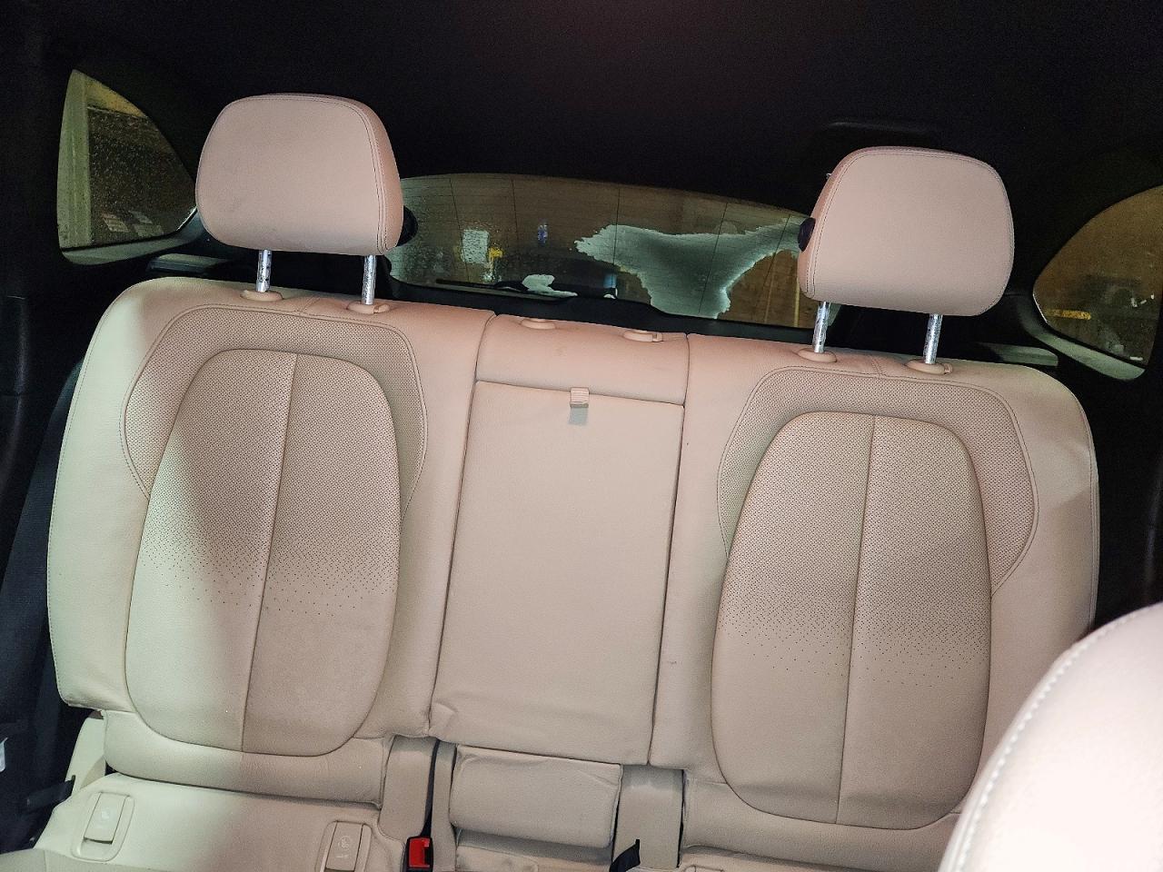 VIN WBXHU7C36J5H41091 2018 BMW X1 SDRIVE2