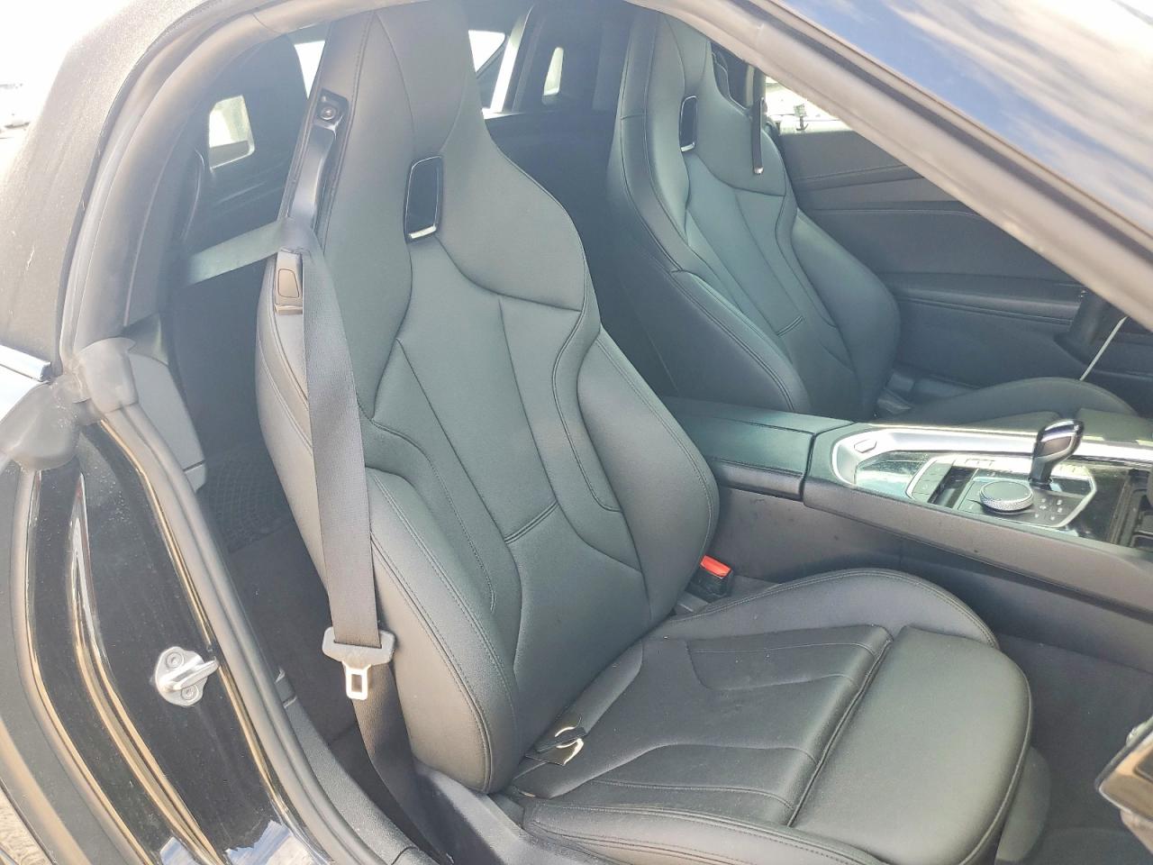 VIN WBAHF3C09NWX78782 2022 BMW Z4
