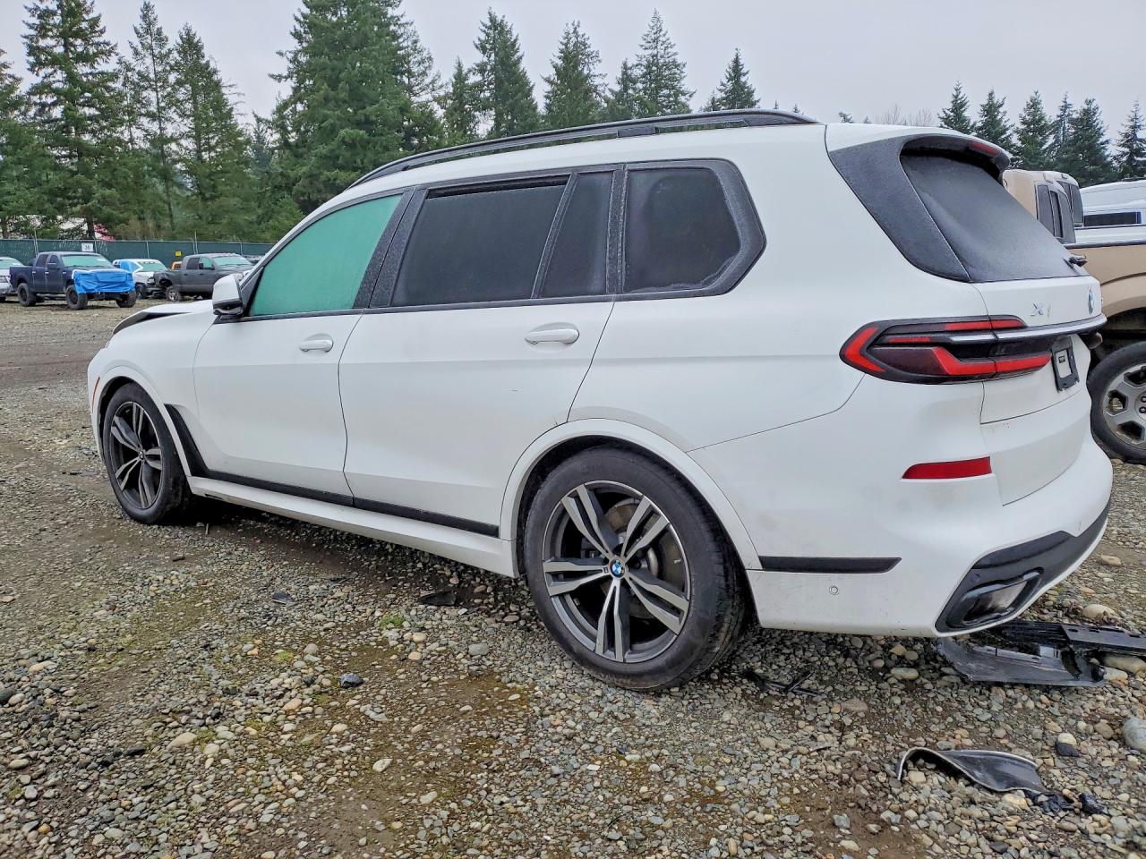 VIN 5UX23EM01P9P81669 2023 BMW X7 XDRIVE4